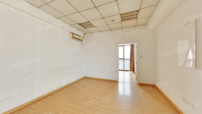 阿里巴巴电子商务大厦二手房实景图