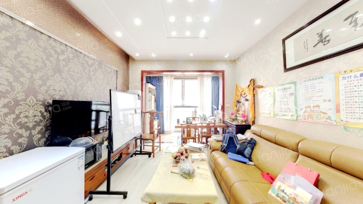 华彩俊豪二手房实景图