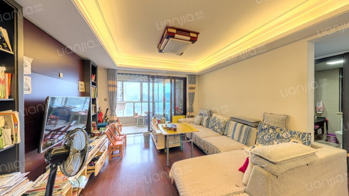 万科紫台二手房实景图