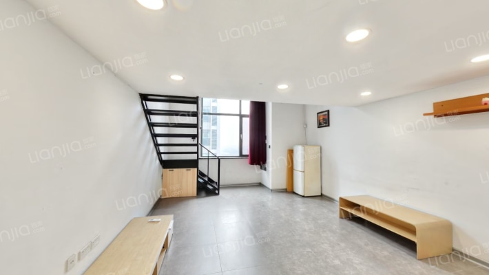 新南站城市广场二手房实景图