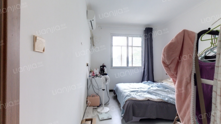 地膜厂家属院二手房实景图