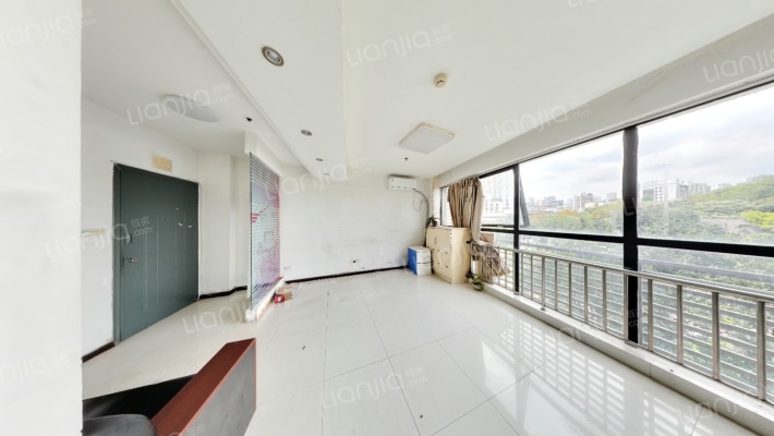 世纪环岛二手房实景图