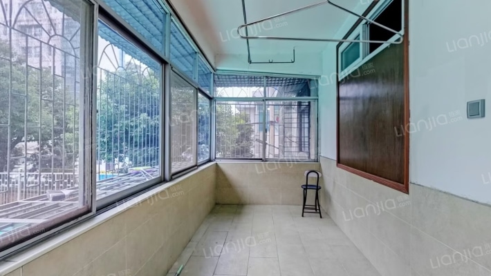 教师新村二手房实景图