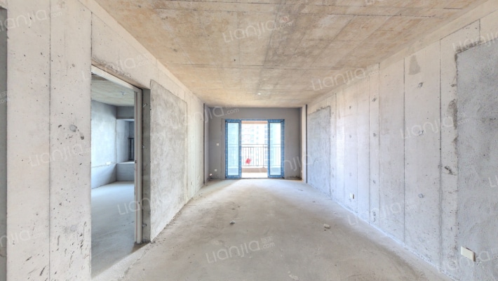 华远海蓝郡二手房实景图