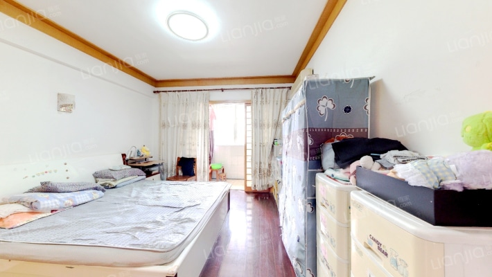 红山路157号二手房实景图