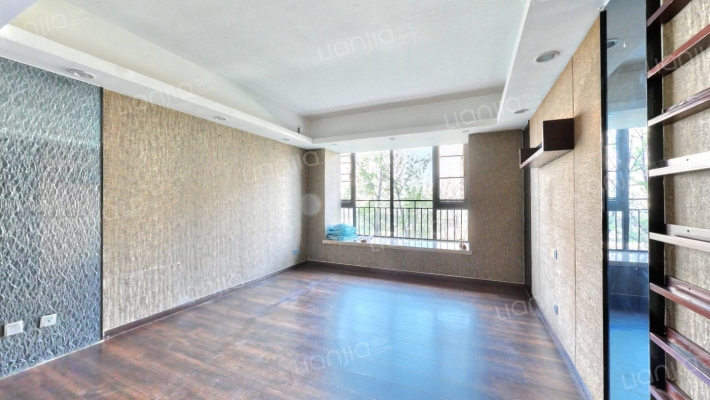 叠翠峰二手房实景图