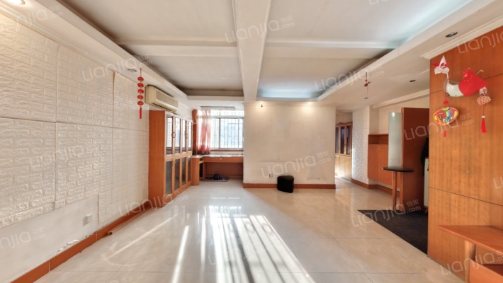 银山大厦二手房实景图