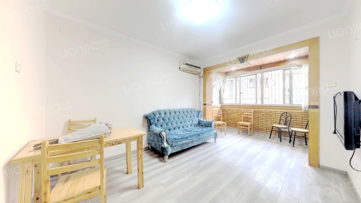 横过街楼街74号二手房实景图