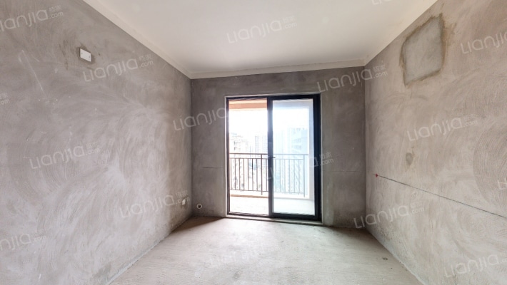 华美翡丽山四期二手房实景图