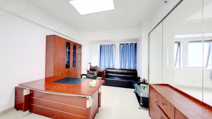 万达广场二手房实景图