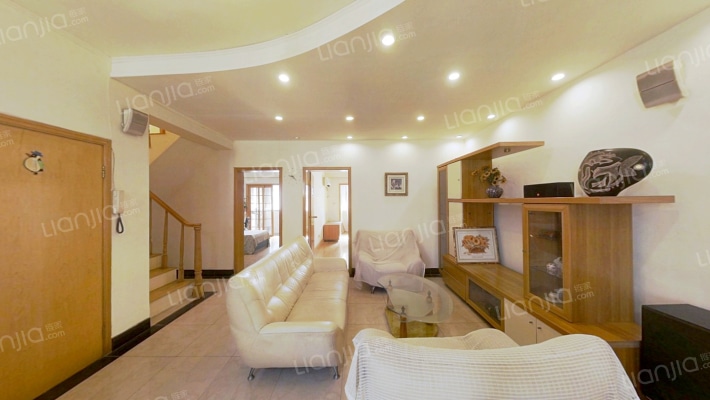 四维新村二手房实景图