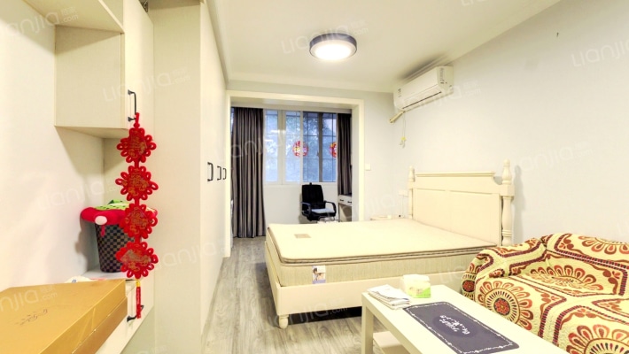 镇宁路404弄二手房实景图