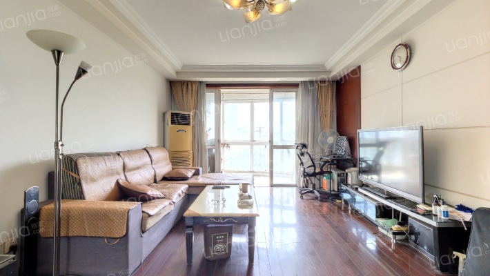 远景时代二手房实景图