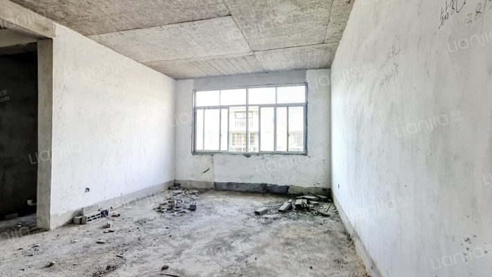 东腾花园二手房实景图