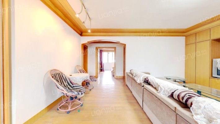 秀峰新村二手房实景图