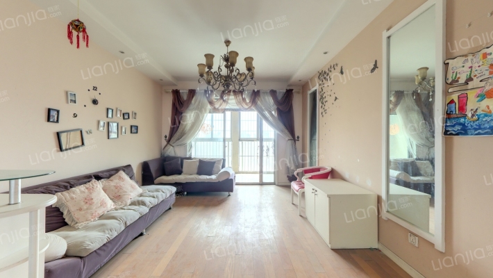 领势公馆二手房实景图