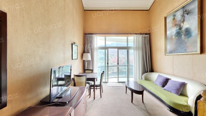 海兰云天二手房实景图