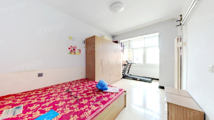 颖河路92号院二手房实景图