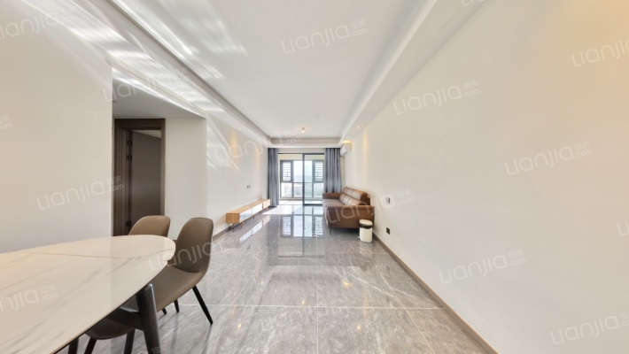 龙湖江与城二手房实景图