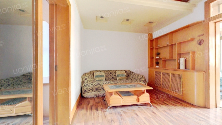 许继家属院二手房实景图