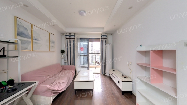 万科金域滨江二手房实景图