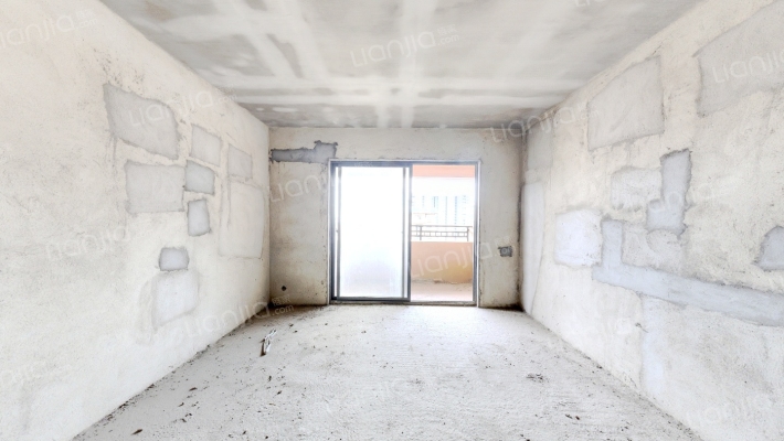 海龙皇家华府二手房实景图