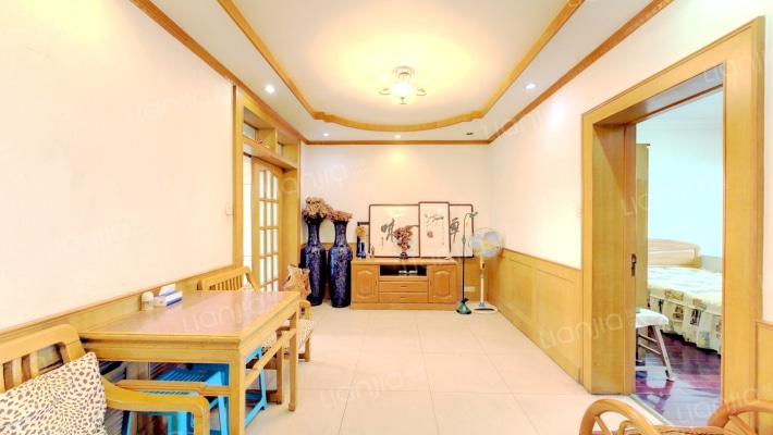 东风路社区二手房实景图