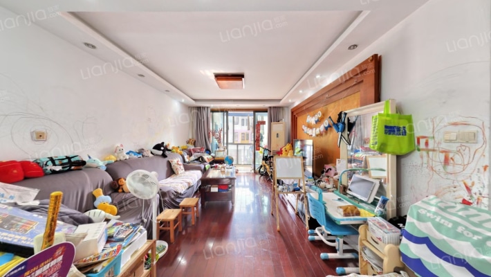 浦江世博家园二街坊二手房实景图
