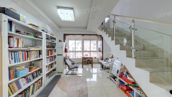 花家浜新村二手房实景图