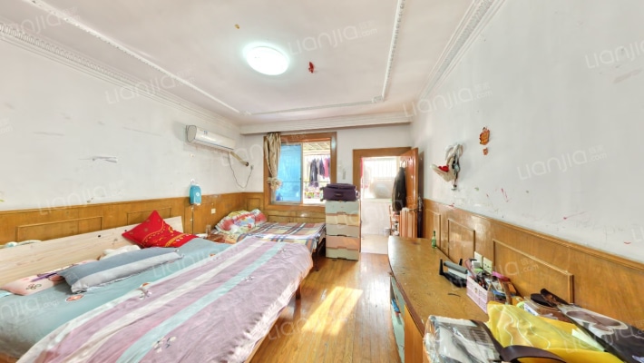 西街头小区二手房实景图