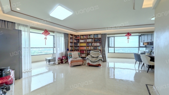 融创观澜湖公园壹号二期二手房实景图