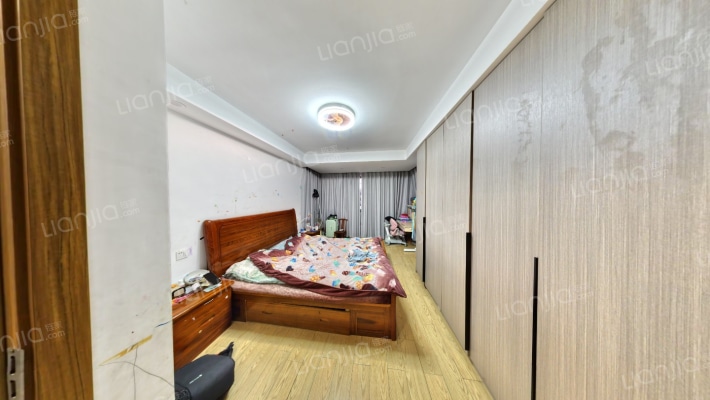 中兴南路二手房实景图