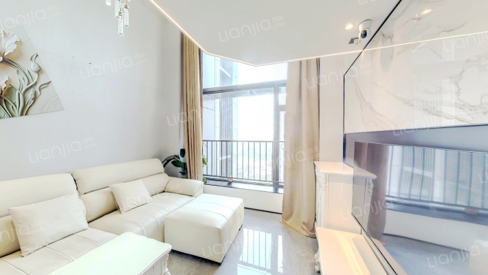 雅居乐天际715二手房实景图