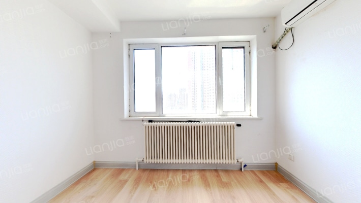 万向城二手房实景图