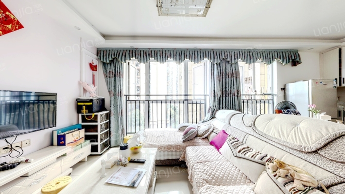 中铁西郡英华三期二手房实景图