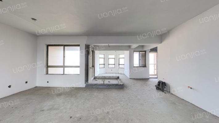 东莘锦苑二手房实景图