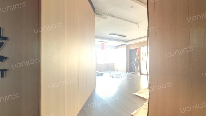 九盛家居二手房实景图