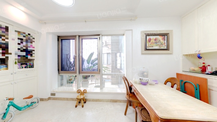 东湖豪苑二手房实景图