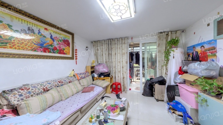 鸿威鸿景雅园二手房实景图