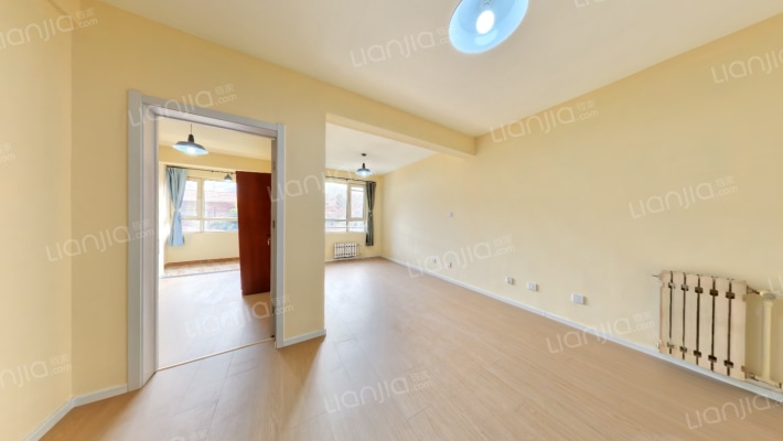 雍翠华苑二手房实景图