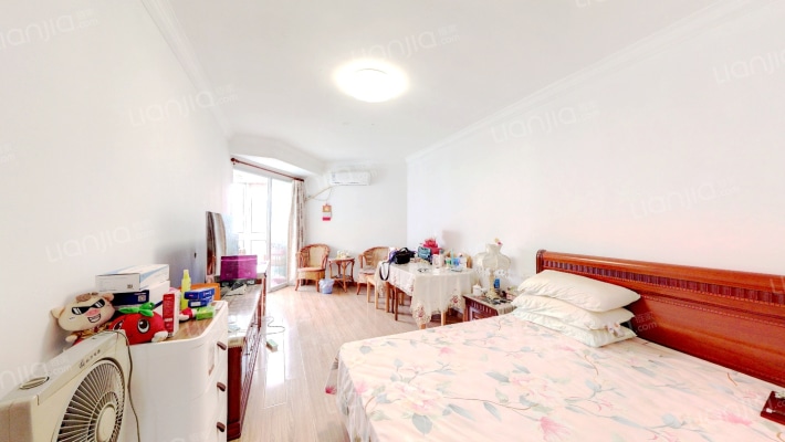 石泉路180弄二手房实景图