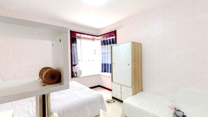 山水庭院二手房实景图