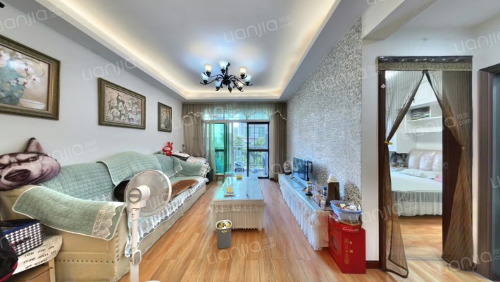 绿映居二手房实景图