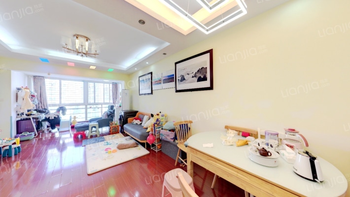 翡翠城二手房实景图