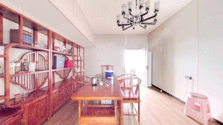 利群时代广场公寓二手房实景图