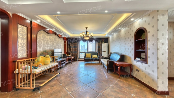 皇家领誉二手房实景图