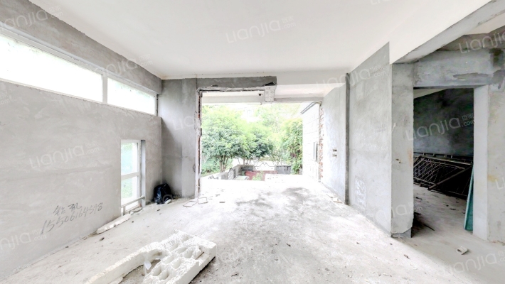 豪杰翡翠湾二手房实景图