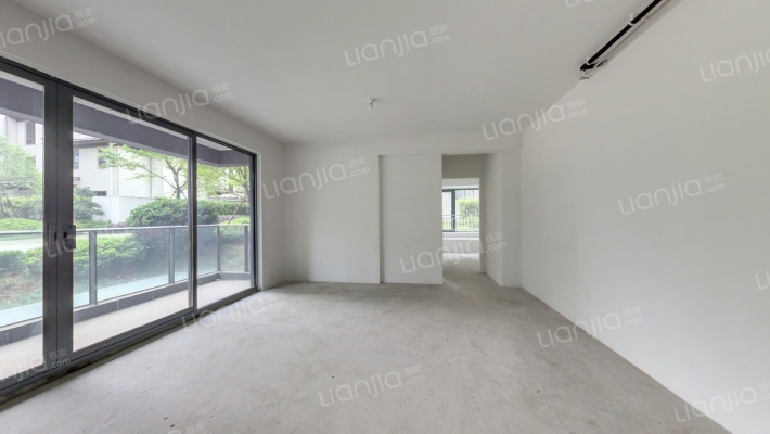 锦上云山二手房实景图