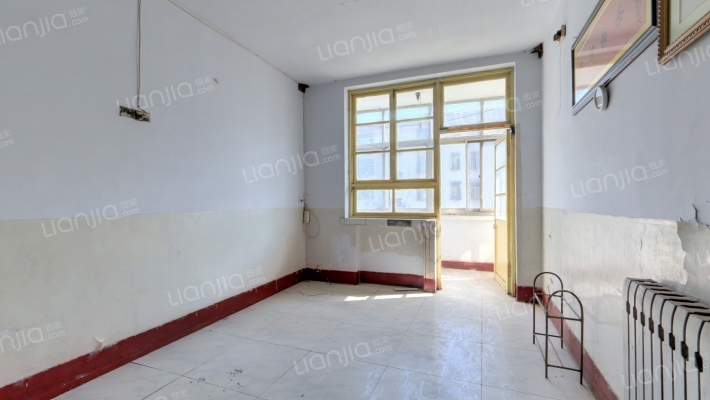 水泥厂宿舍二手房实景图