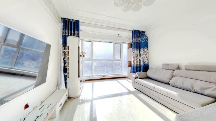 青特小镇C区二手房实景图